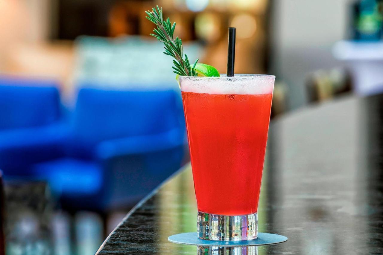 The Westin Jersey City Newport Экстерьер фото