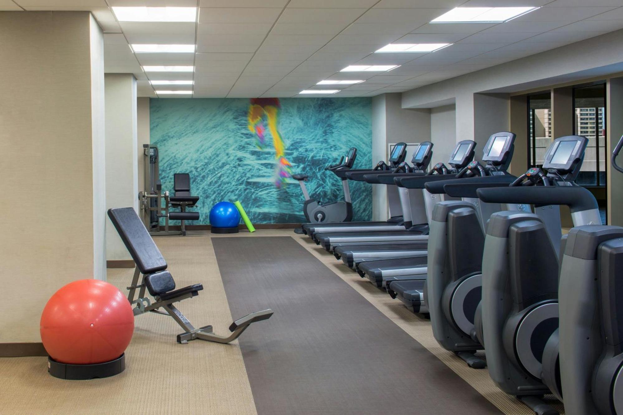 The Westin Jersey City Newport Экстерьер фото