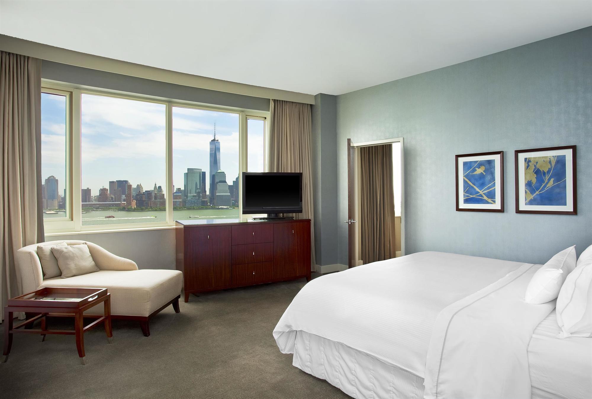 The Westin Jersey City Newport Экстерьер фото